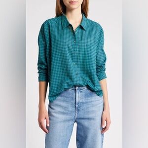 XiRENA Green Checkered Blouse